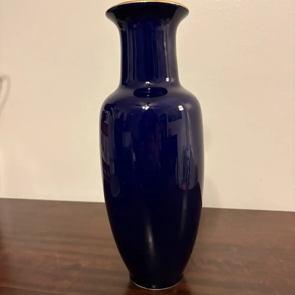 Mid-Century Japanese Jar Vase Cobalt Blue With Gold Trim, Peacock